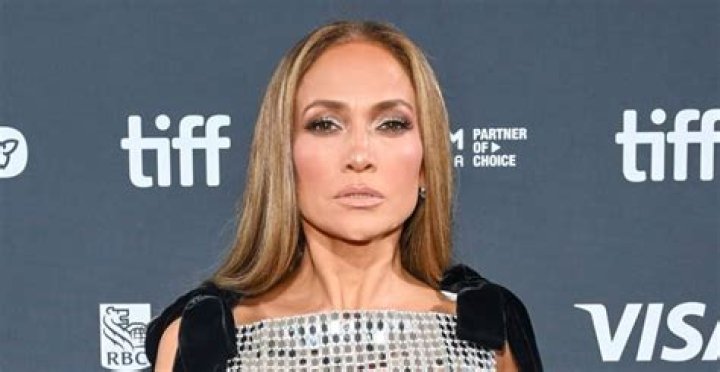 
Jennifer Lopez Height, Weight, Net Worth, Age, Birthday, Wikipedia, Who, Nationality, Biography 