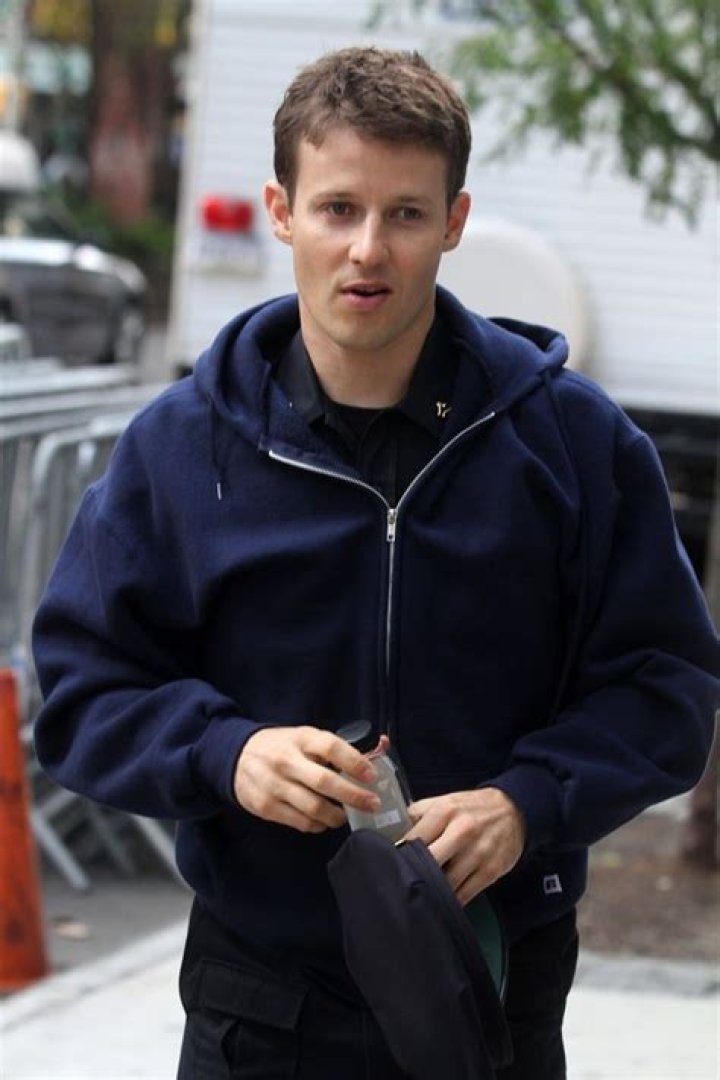 
Jennifer Love Hewitt’s ex-boyfriend, Will Estes Bio: “Blue Bloods”, Spouse, Married, Net Worth, Parents, Siblings 