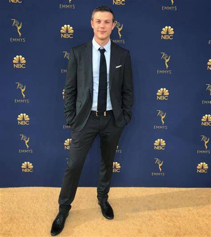
Jeremy Snider Height, Weight, Net Worth, Age, Birthday, Wikipedia, Who, Nationality, Biography 