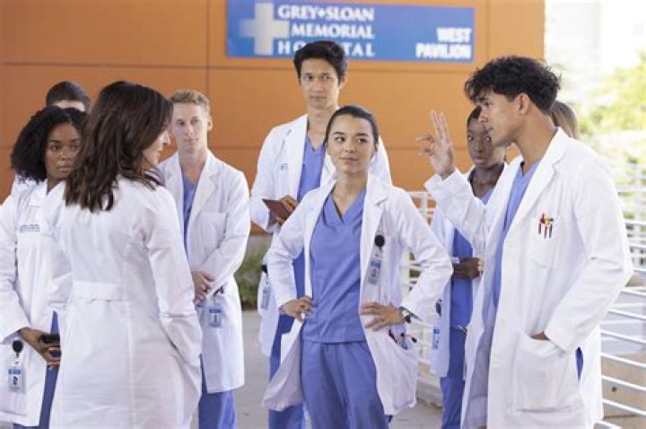 
Jesse Williams to Return to ‘Grey’s Anatomy’ as Director and Guest Star in Season 19 