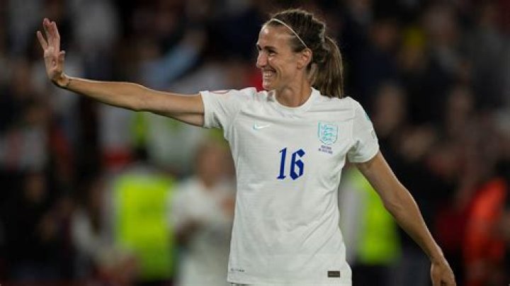 
Jill Scott Retires From Professional Football 
