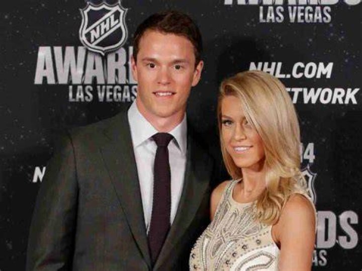 
Jonathan Toews Height, Weight, Net Worth, Age, Birthday, Wikipedia, Who, Nationality, Biography 