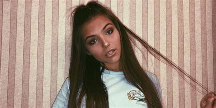 
Jordan Beckham’s Bio: Age, Height, Net Worth Dating, Parents, Boyfriend 