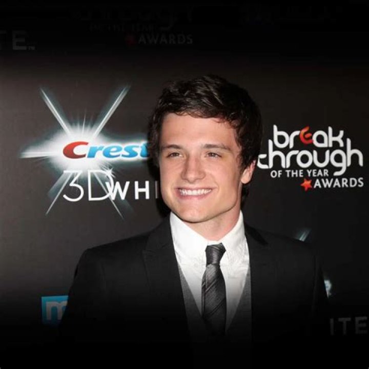 
Josh Hutcherson Height, Weight, Net Worth, Age, Birthday, Wikipedia, Who, Nationality, Biography 