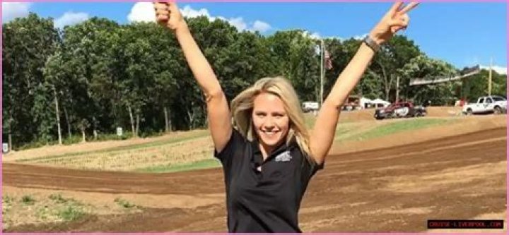 
Katie Osborne’s Biography : Tanner and Katie’s Daughter Rumor 