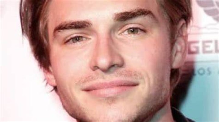 Keenan Tracey Height, Weight, Net Worth, Age, Birthday, Wikipedia, Who, Nationality, Biography