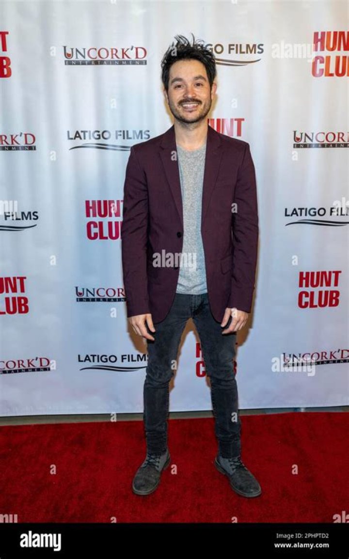 Kenny Yates Height, Weight, Net Worth, Age, Birthday, Wikipedia, Who, Instagram, Biography