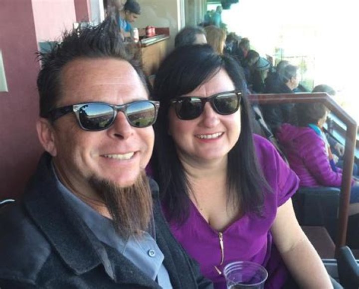 Kevin Schiele is not Married to Wife. Dating Girlfriend: Melanie. Kids