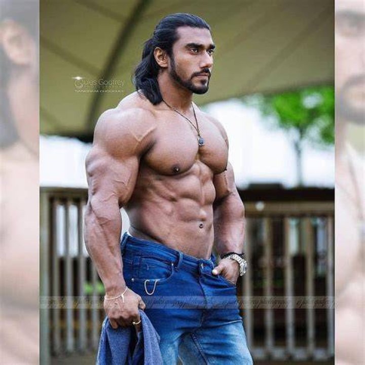 Kim Dracula Height, Weight, Net Worth, Age, Birthday, Wikipedia, Who, Instagram, Biography