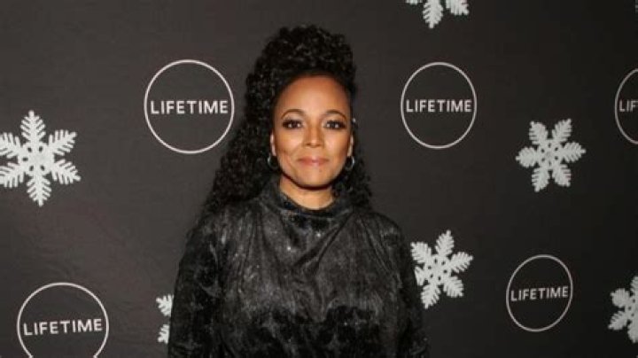 Kim Fields Net Worth: How Rich Is She? Lifestyle And Career Highlights