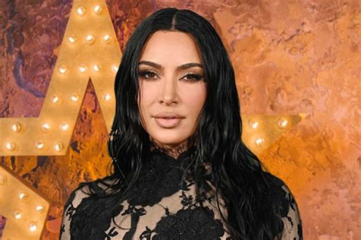 Kim Kardashian Height, Weight, Net Worth, Age, Birthday, Wikipedia, Who, Instagram, Biography