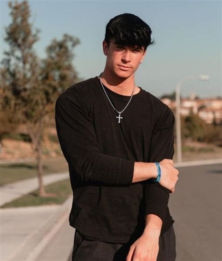 
Kristian Ramey Height, Weight, Net Worth, Age, Birthday, Wikipedia, Who, Nationality, Biography 