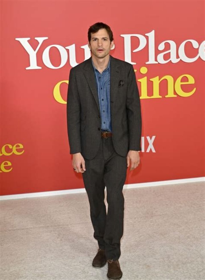 
Kutcher Height, Weight, Net Worth, Age, Birthday, Wikipedia, Who, Nationality, Biography 