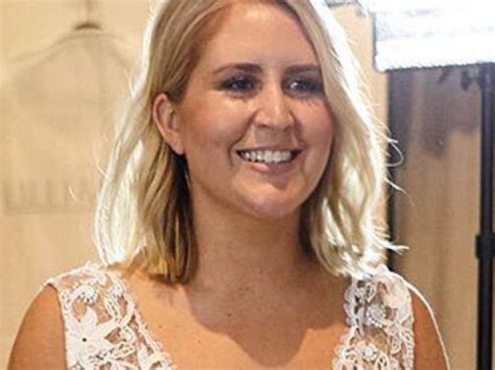 
Lauren Huntriss Height, Weight, Net Worth, Age, Birthday, Wikipedia, Who, Nationality, Biography 