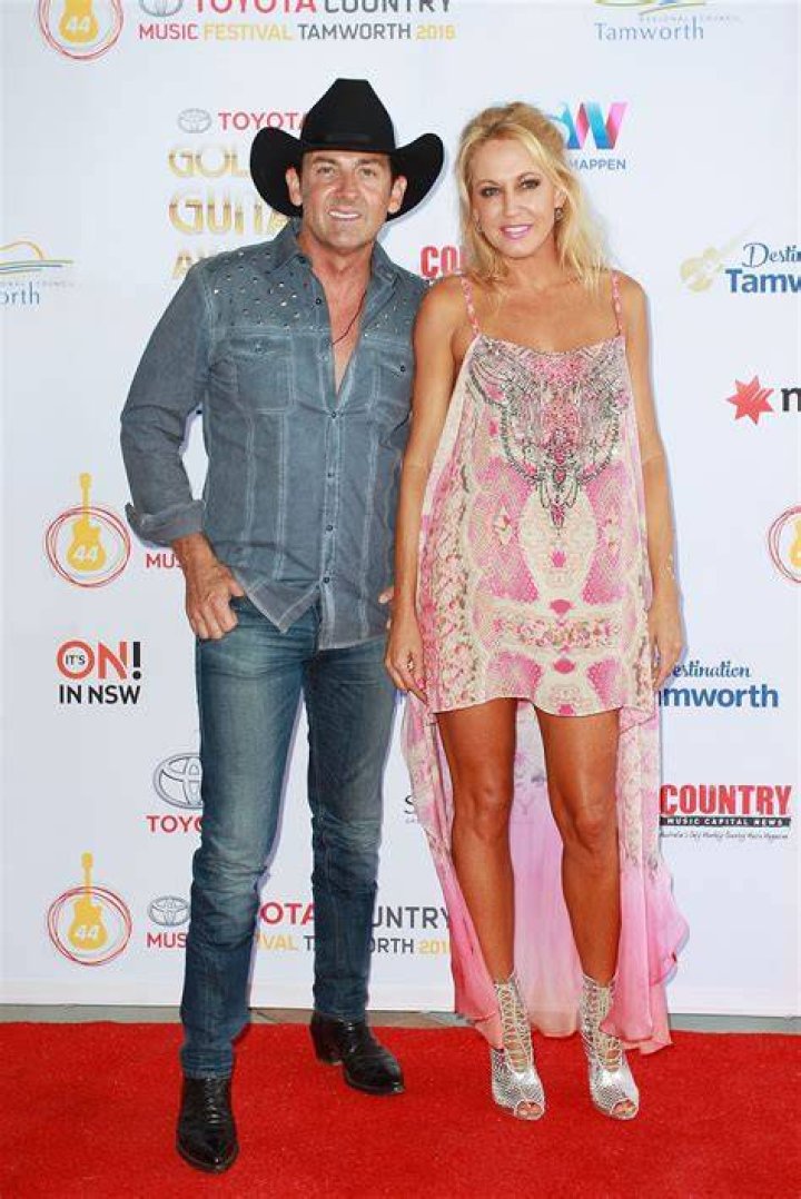 Lee Kernaghan Height, Weight, Net Worth, Age, Birthday, Wikipedia, Who, Nationality, Biography