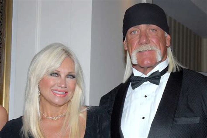 Linda Hogan And Charlie Hill Dating Fiasco- Where Is The Former Hulk Wife Now in 2022?
