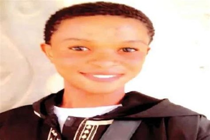 
Logos Student, Nureni Kekereowo, 20, dies after being fed beans by his teenage Friends 
