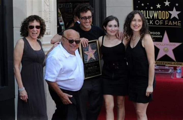 Lucy DeVito Bio: Height, Age and Personal Life of Danny Devito’s Daughter