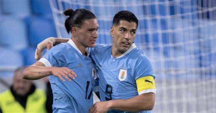 
Luis Suarez Fires Warning To Liverpool Striker Darwin Nunez After Red Card 