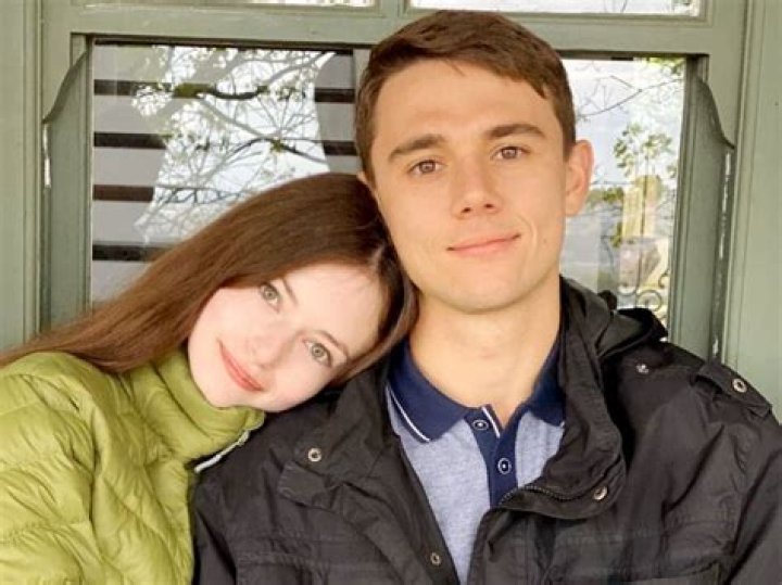 Mackenzie Foy Height, Age, Boyfriend, Biography, Wiki, Net Worth