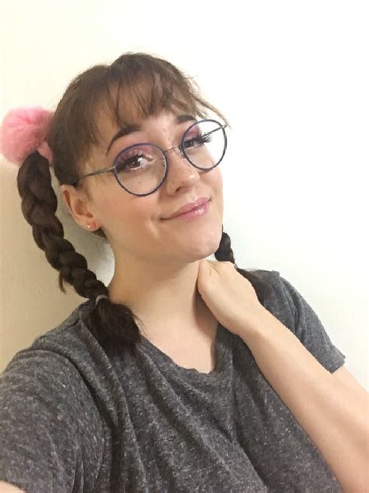 Mady Bajor Height, Weight, Net Worth, Age, Birthday, Wikipedia, Who, Nationality, Biography