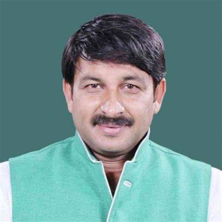 
Manoj Tiwari Height, Weight, Net Worth, Age, Birthday, Wikipedia, Who, Instagram, Biography 