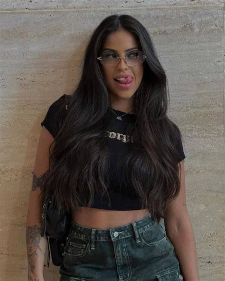 
Maria Julia Mazalli Height, Weight, Net Worth, Age, Birthday, Wikipedia, Who, Nationality, Biography 