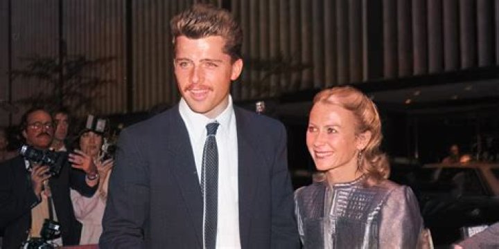 
Maxwell Caulfield’s Wiki: Net Worth, Wife Juliet Mills, Children 
