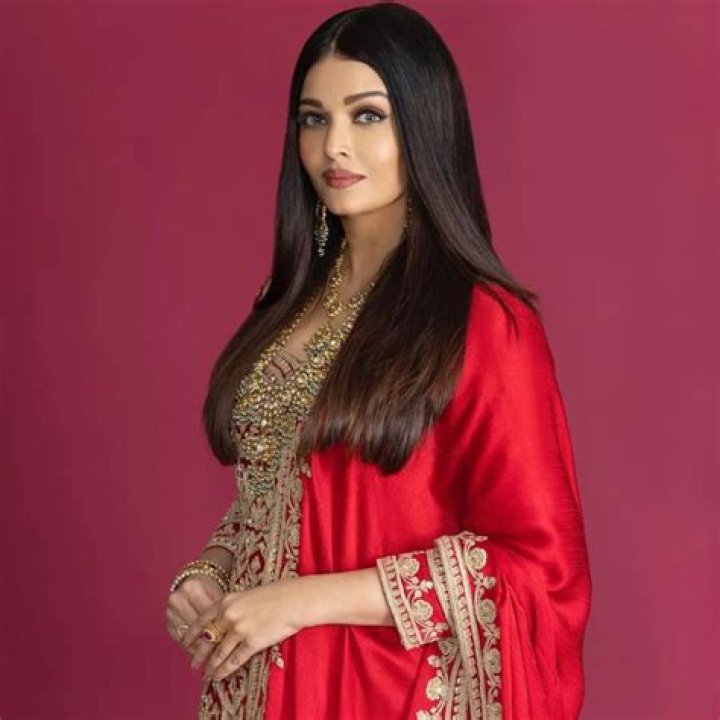 
Meera Bachan Height, Weight, Net Worth, Age, Birthday, Wikipedia, Who, Nationality, Biography 