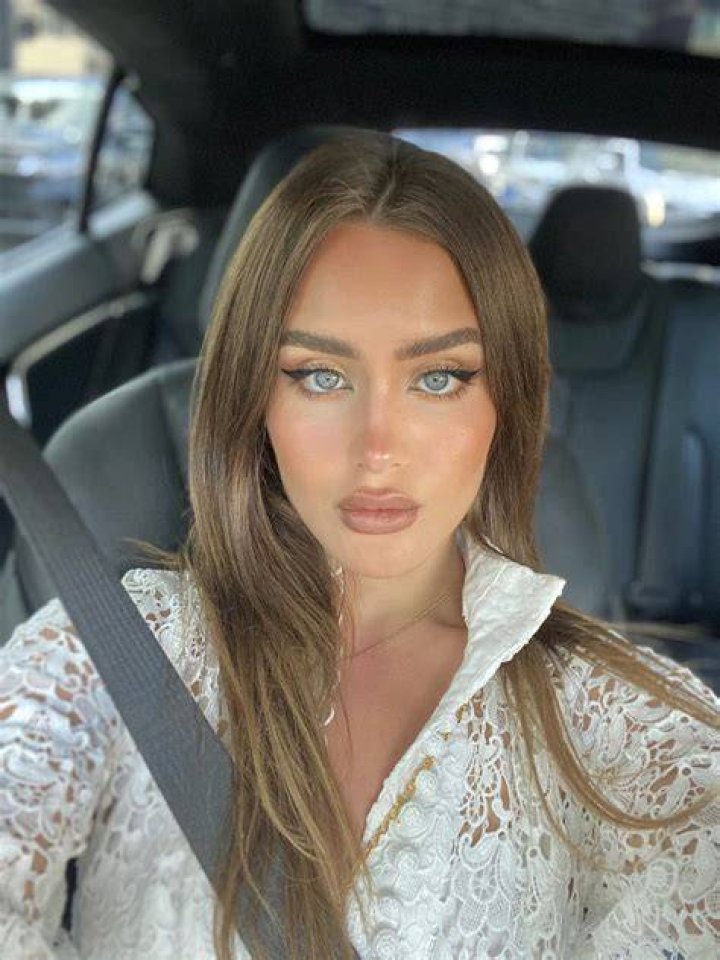 
Mia Dio Height, Weight, Net Worth, Age, Birthday, Wikipedia, Who, Nationality, Biography 