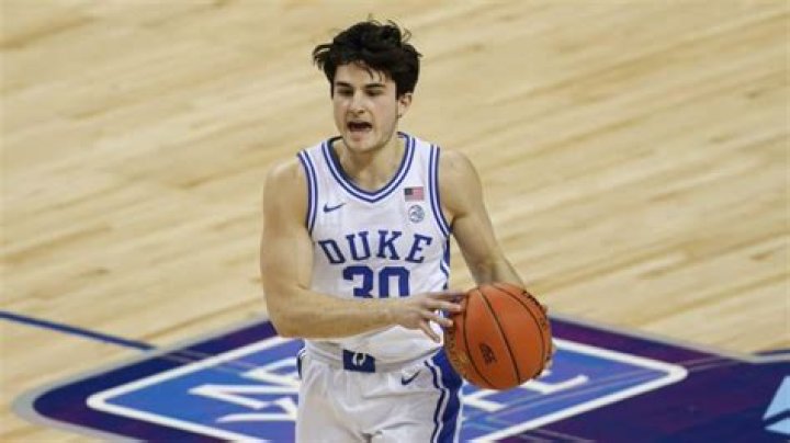 
Michael Savarino Height, Weight, Net Worth, Age, Birthday, Wikipedia, Who, Nationality, Biography 
