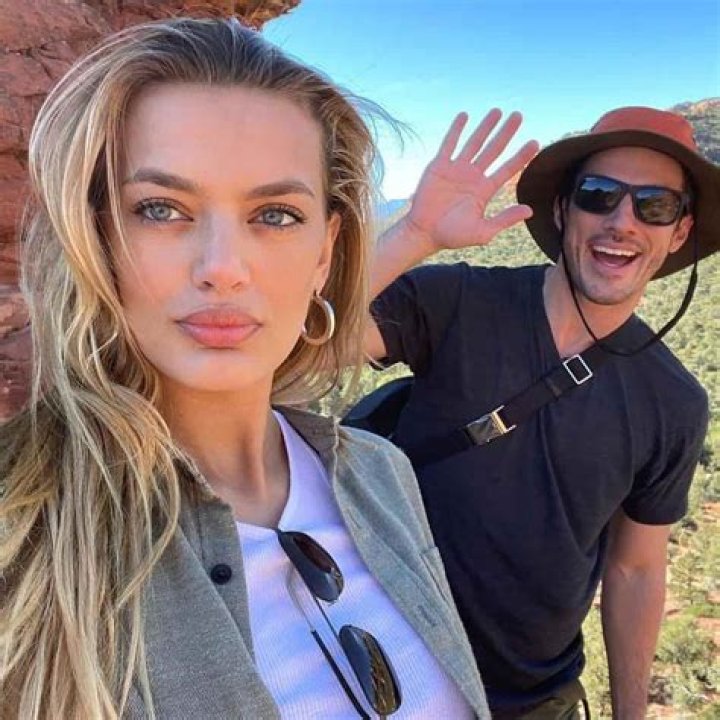 
Michael Trevino Married to Wife? Or Dating a Girlfriend? 