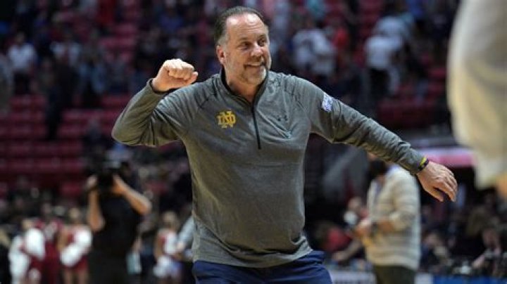 Mike Bray Basketball Coach From Notre Dame, Salary and Net Worth 2022
