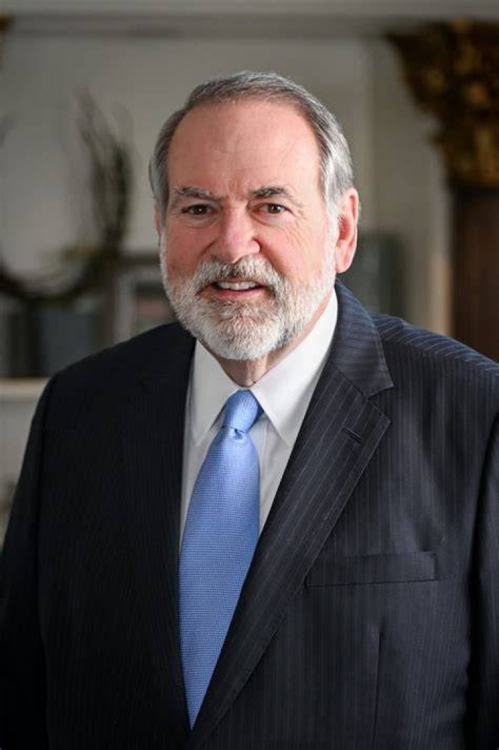 Mike Huckabee Height, Weight, Net Worth, Age, Birthday, Wikipedia, Who, Nationality, Biography
