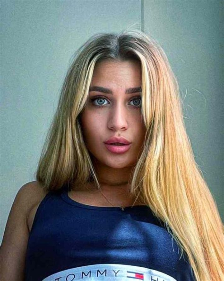 
Mona Rodriguez Height, Weight, Net Worth, Age, Birthday, Wikipedia, Who, Nationality, Biography 