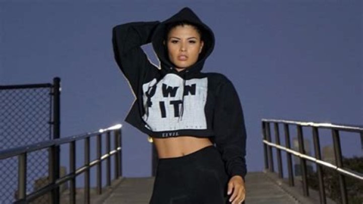
Naked Truth of Karen Vi – Age, Measurements, Children, Bio 
