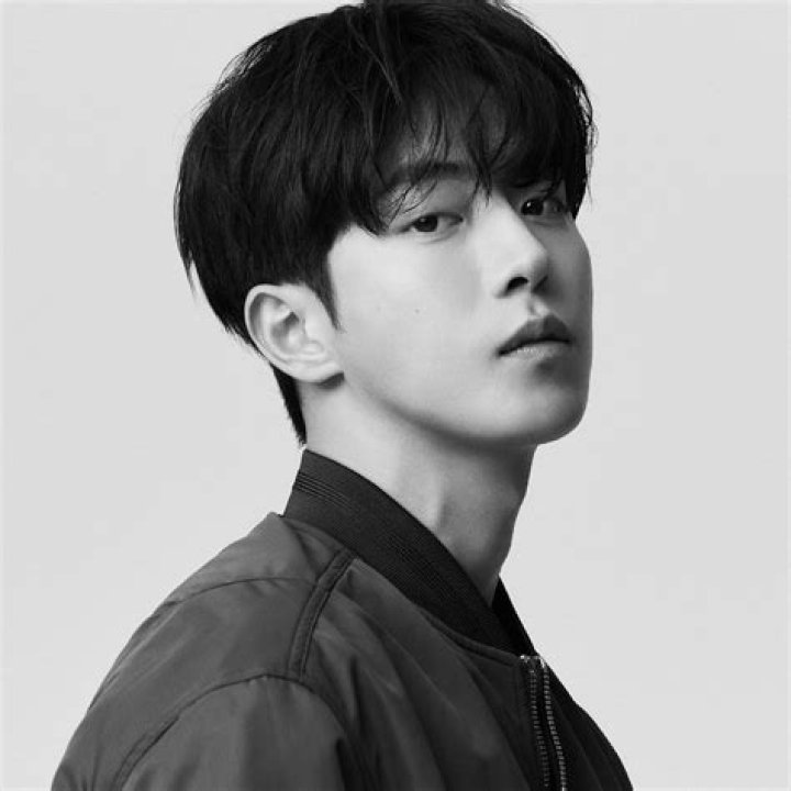 Nam Joo-Hyuk Height, Weight, Net Worth, Age, Birthday, Wikipedia, Who, Nationality, Biography
