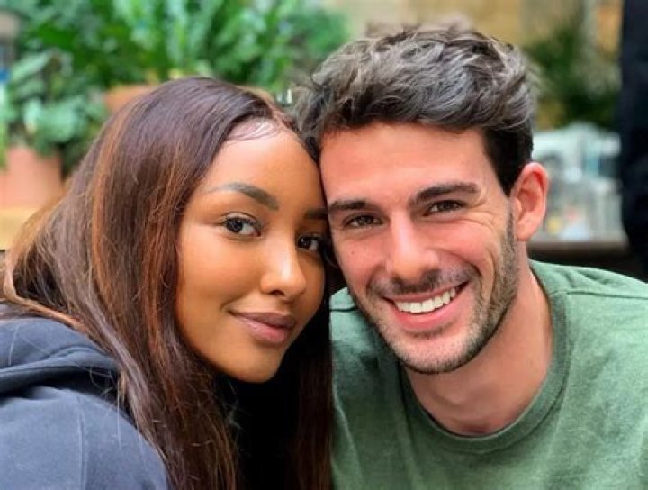 
Naomi Schiff Boyfriend Ygal Levy is a Code Analyst 