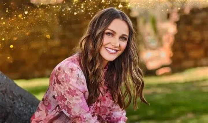 
Natalie Gruzlewski Height, Weight, Net Worth, Age, Birthday, Wikipedia, Who, Nationality, Biography 