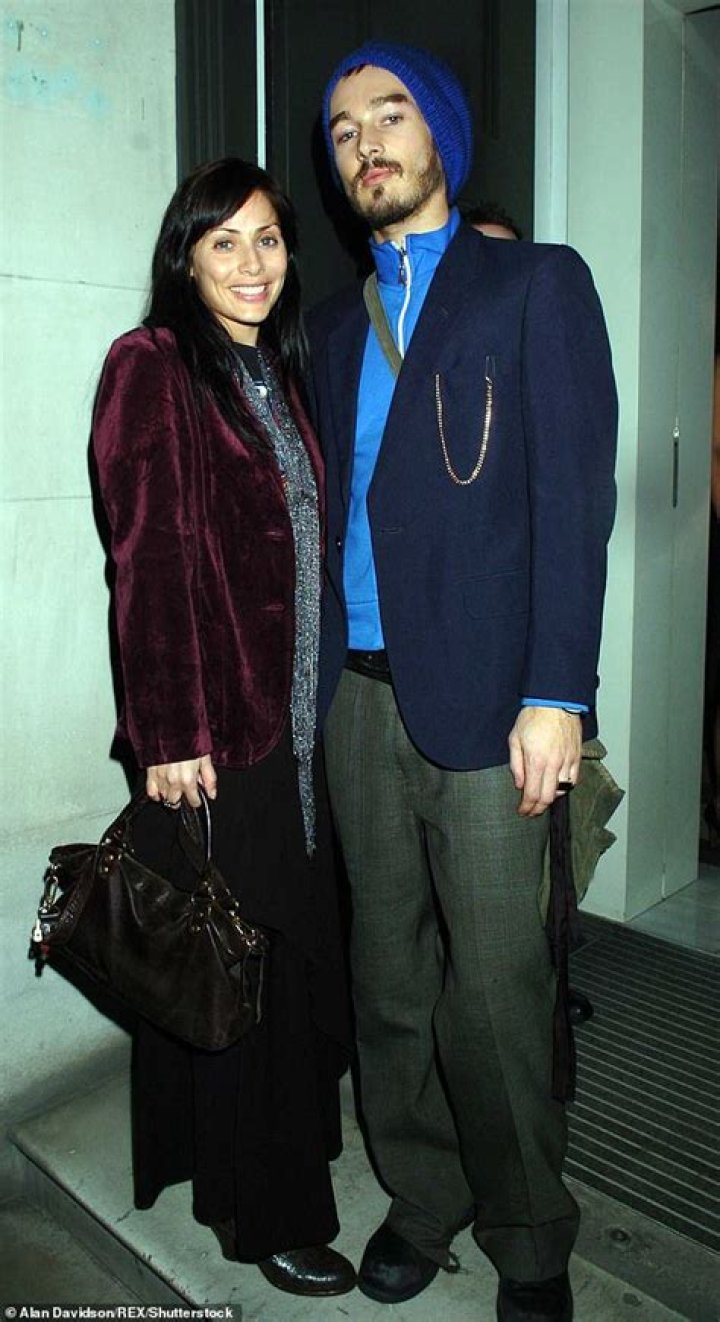 
Natalie Imbruglia and Partner/Husband Daniel Johns Relationship Timeline – Who Is She Dating Now? 