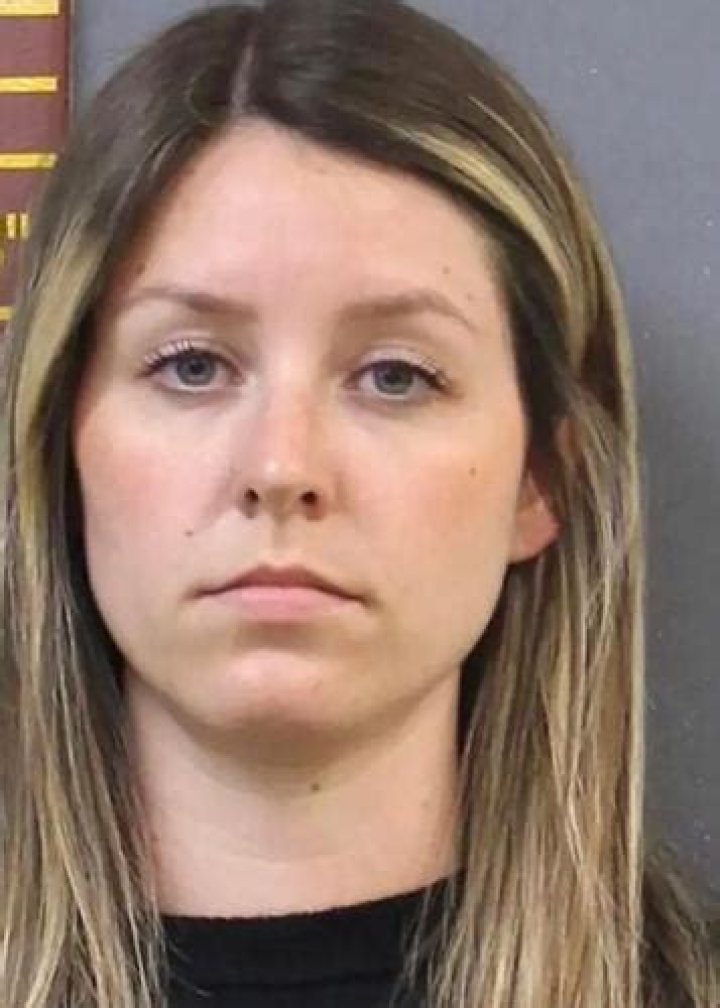 Olivia Lois Ortz Facebook And Bio: Hermitage Wilmington Singing Teacher Arrested, Why?