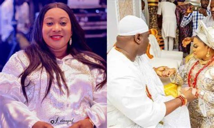 
Ooni Of Ife’s Sister Sweetly Welcome His New Wife As She Gets Officially Declared As Ife Queen 