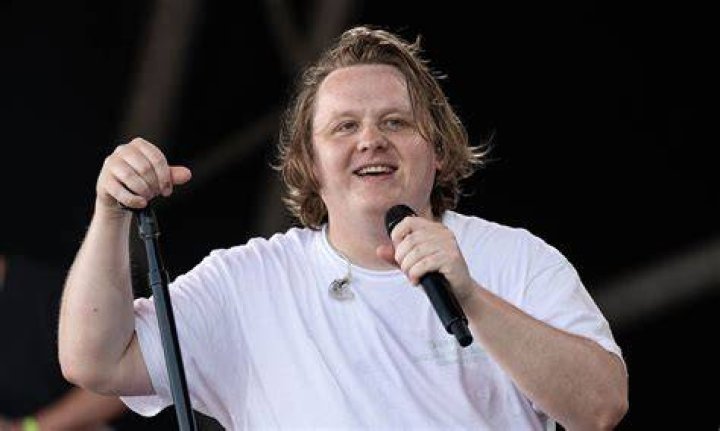 Paige Turley, Lewis Capaldi’s Ex-Girlfriend: A Closer Look