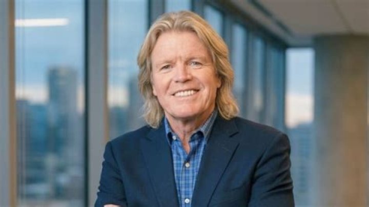 Peter Noone Height, Weight, Net Worth, Age, Birthday, Wikipedia, Who, Nationality, Biography