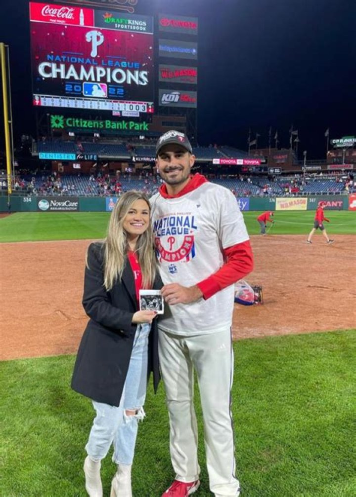Phillies Zach Eflin Wife Lauren Dennen Is A Former Softball Player