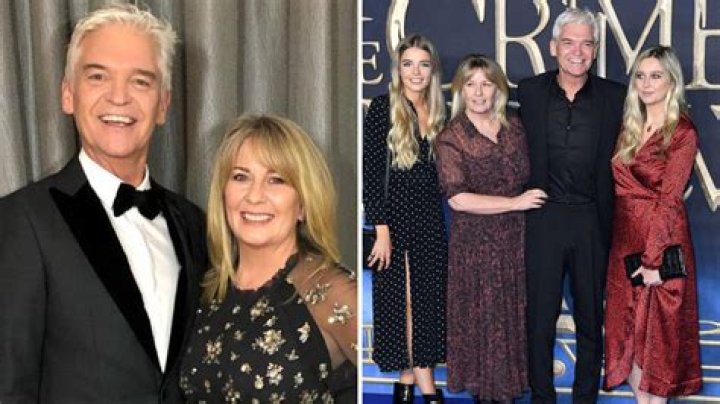 
Phillip Schofield Wife Illness: What happened To Stephanie Lowe? 