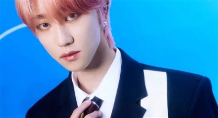 
Pledis Entertainment reveals SEVENTEEN The8’s continuation of promotions despite left clavicle fracture 