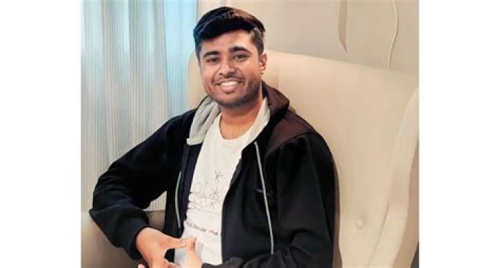 
Prathap Pothan Height, Weight, Net Worth, Age, Birthday, Wikipedia, Who, Nationality, Biography 