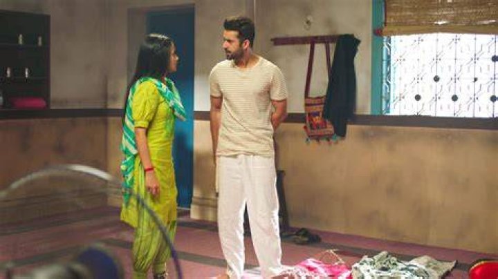 
Rajjo: Arjun’s heart to break at Manorama’s decision? 