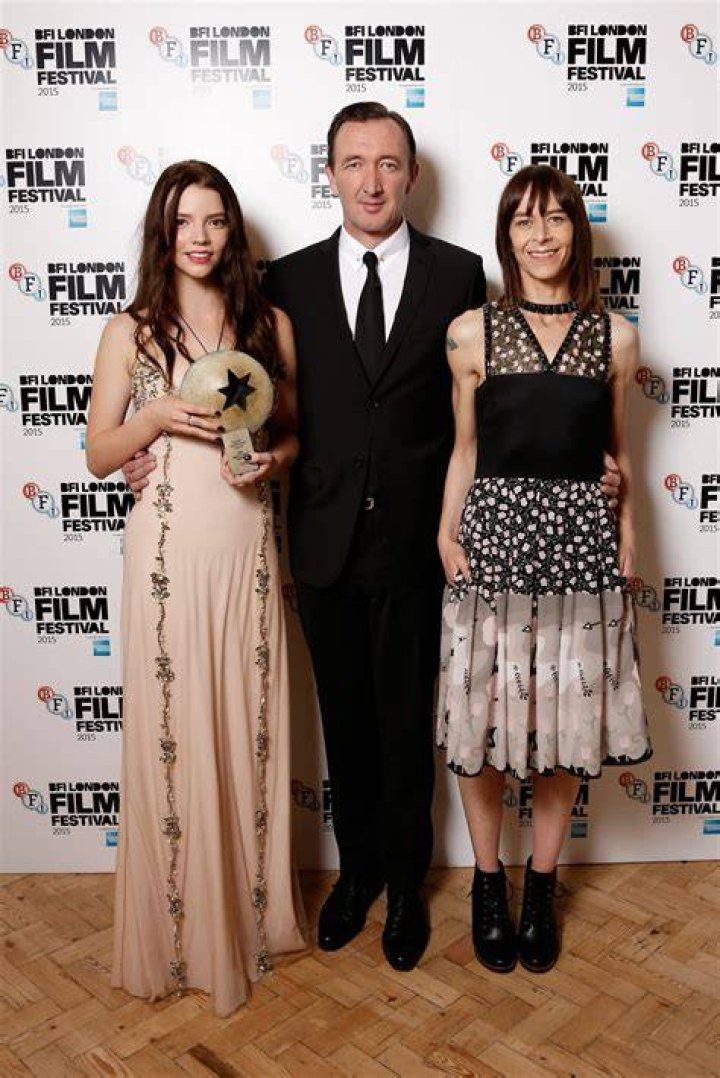 
Ralph Ineson Height, Weight, Net Worth, Age, Birthday, Wikipedia, Who, Nationality, Biography 